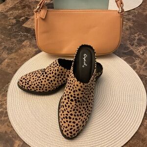 Cheetah 🐆 mules in size 5.5